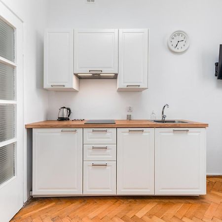 Nowy Swiat 28 By Homeprime Warsaw Luaran gambar