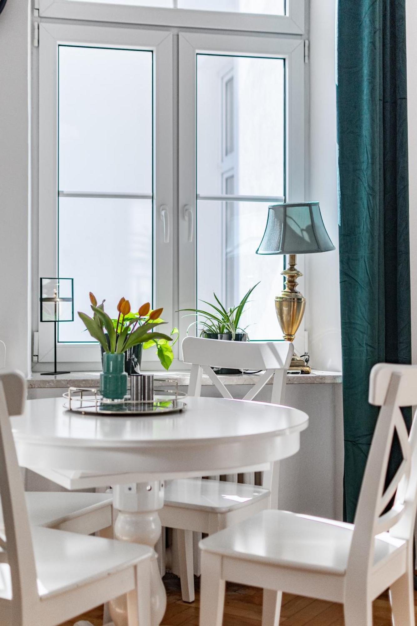 Nowy Swiat 28 By Homeprime Warsaw Luaran gambar